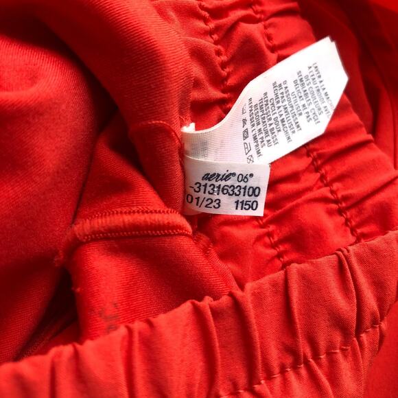 Offline By Aerie Low Rise 2” Hot Stuff Athletic Shorts Red - Picture 9 of 9